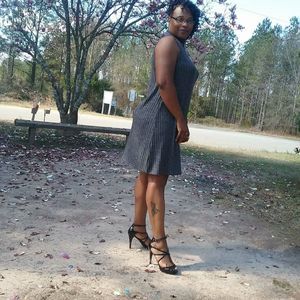 Meet your Posher, Helen